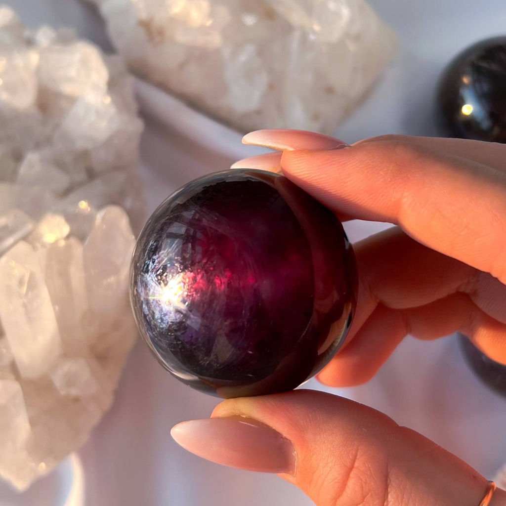 Шар из Лепидолита