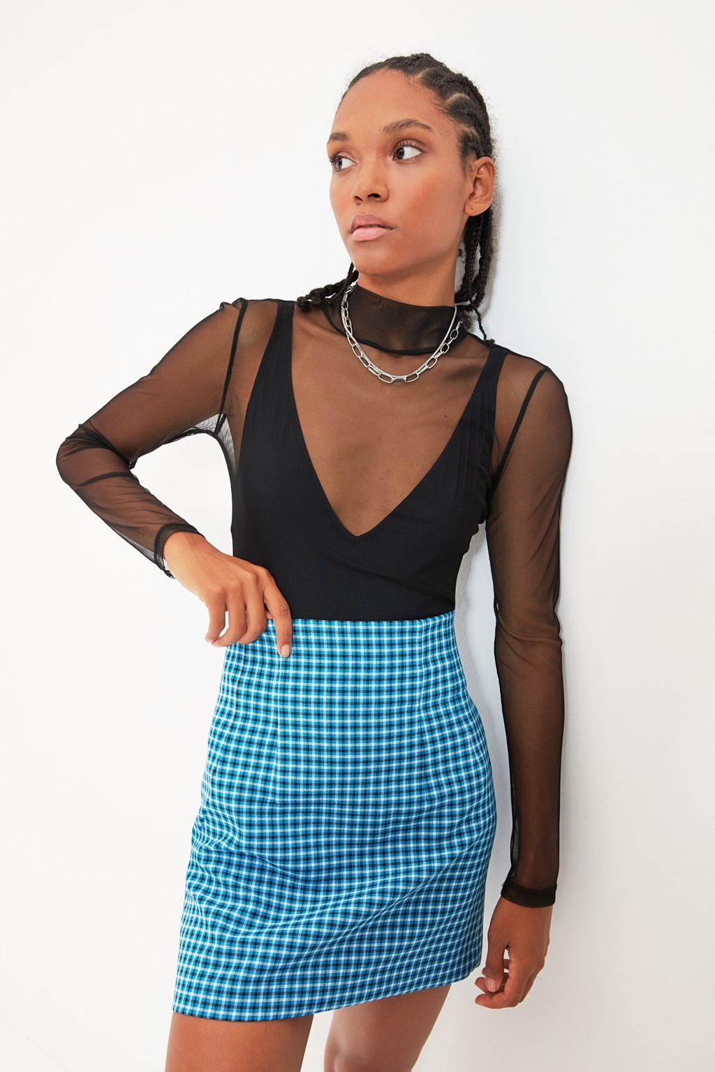 Trendyolmilla Siyah Fitted/Vucuda Oturan Dik Yaka Tul Orme Bluz TWOAW22BZ0166