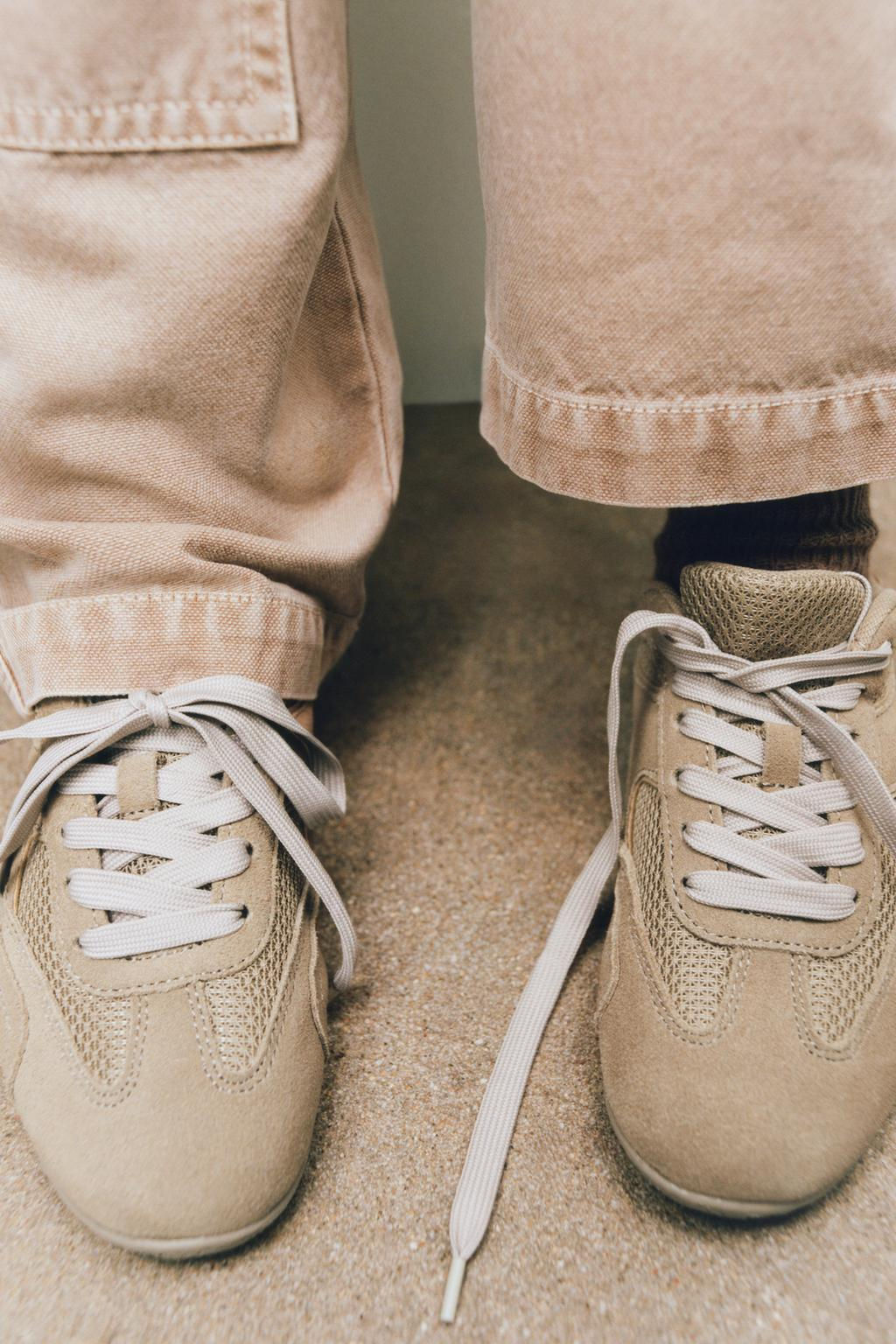 TRAINERS WITH BEADED CLIPS - Zara фото 6