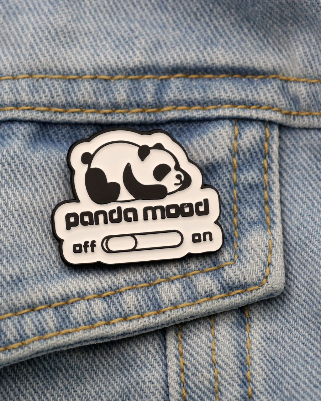 Металлический значок Panda Mood