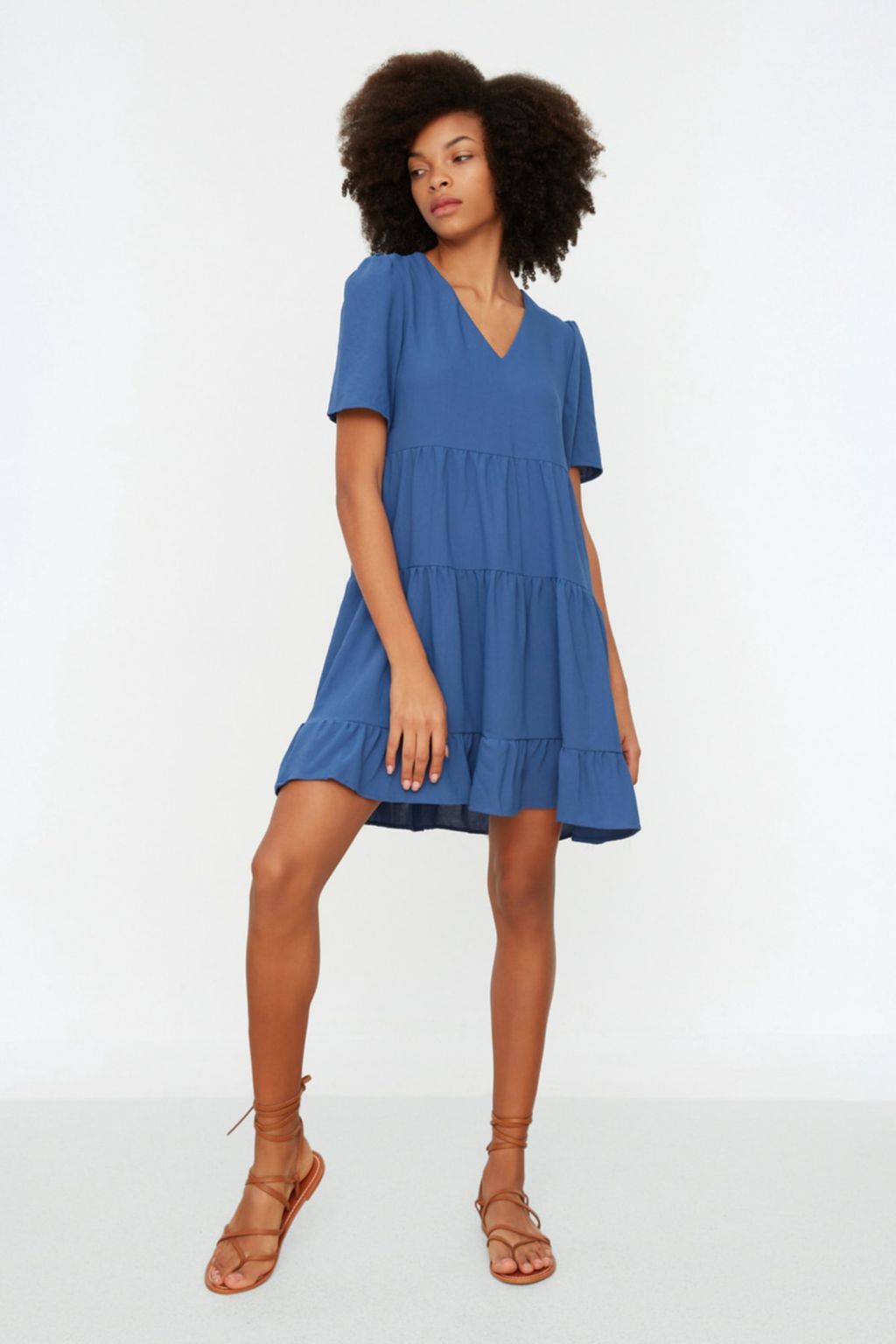 Indigo Genis Kesim V Yaka Mini Dokuma Elbise TWOSS20EL0400