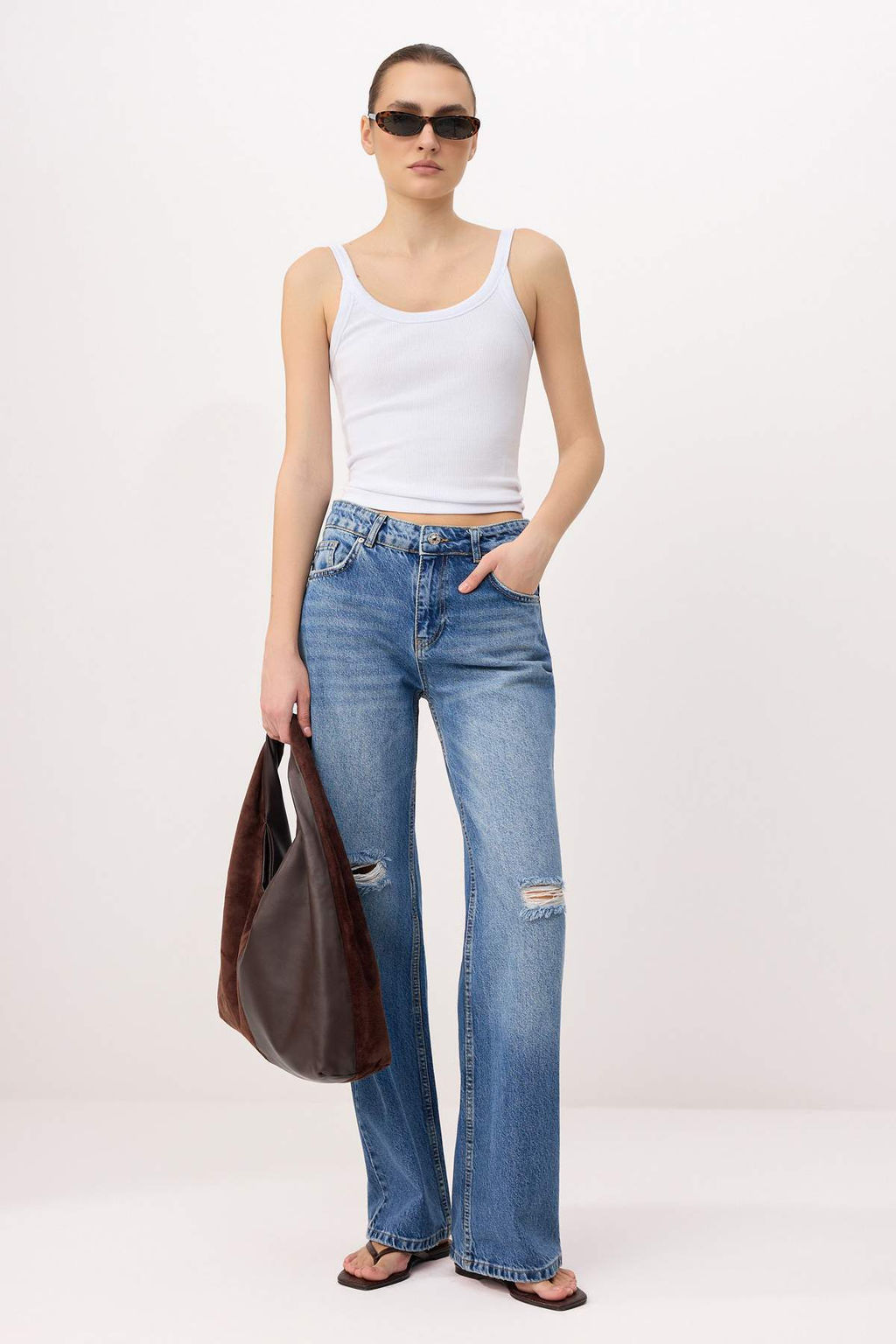 Mavi Y?rt?k Detayl? Yuksek Bel Wide Leg Jeans TWOSS26JE00265 - Trendyolmilla фото 2