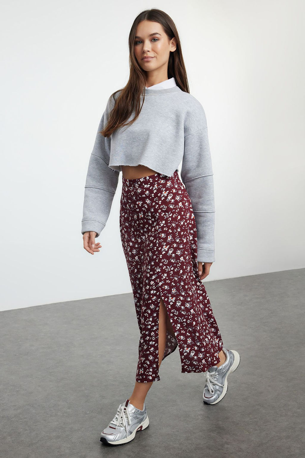 Bordo Y?rtmac Detayl? Cicek Desenli Viskon Kumasl? Midi Dokuma Etek TWOSS20ET0230