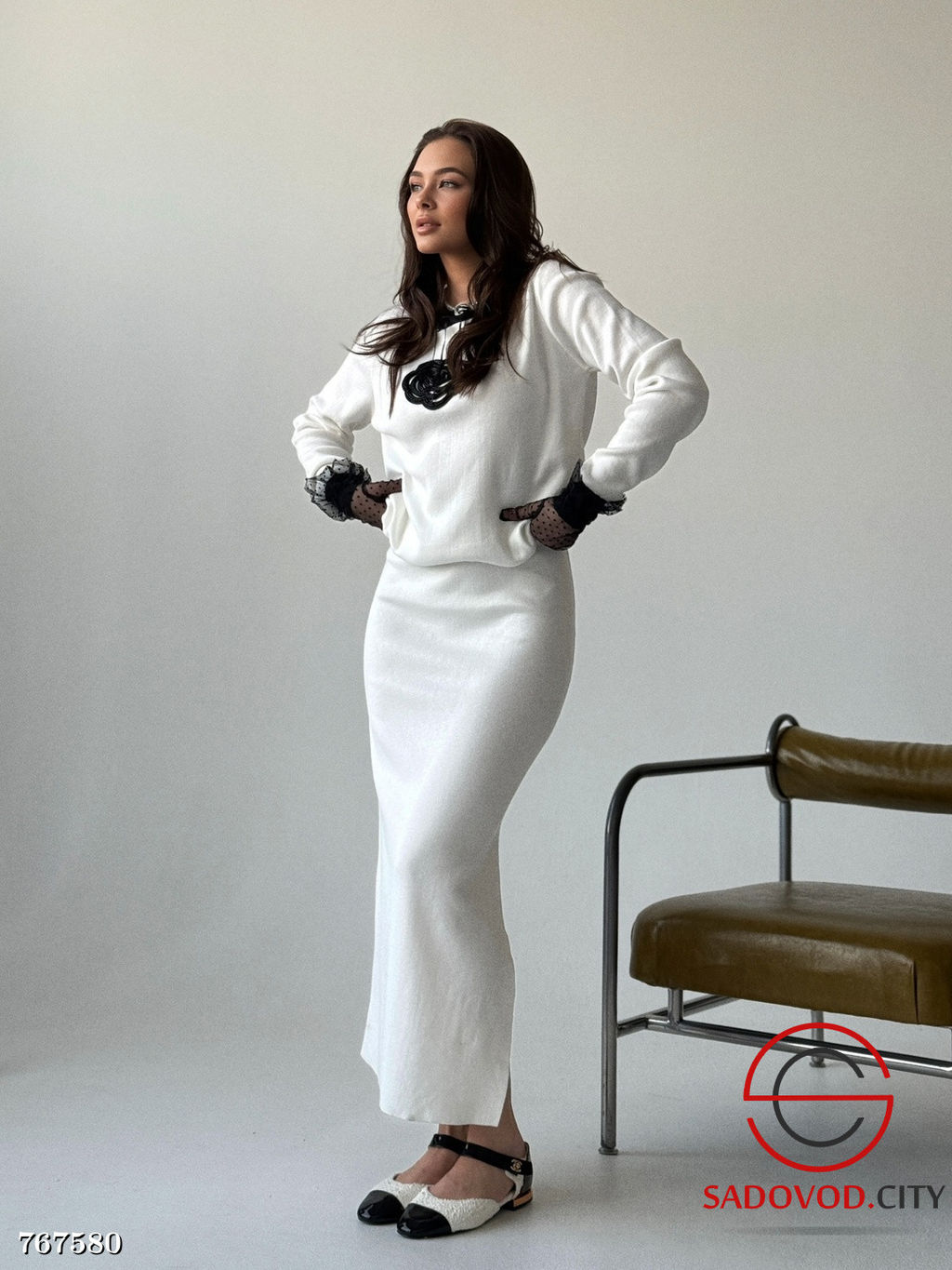 Женский костюм двойка с юбкой