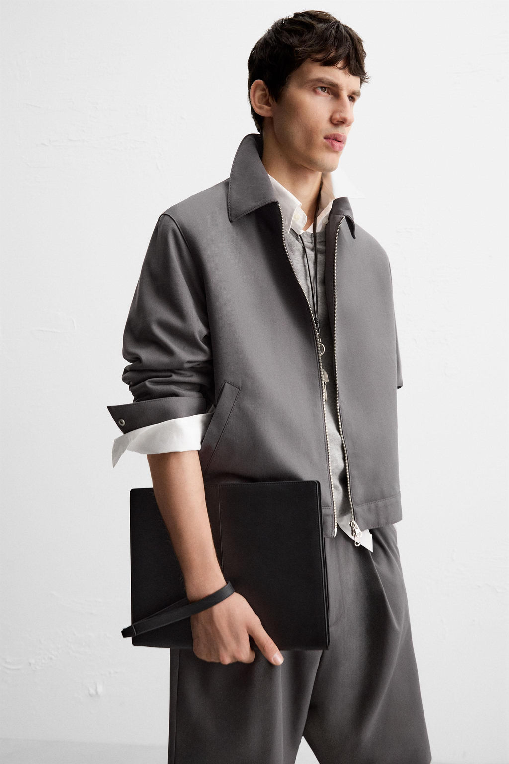 LEATHER CLUTCH - Zara фото 2