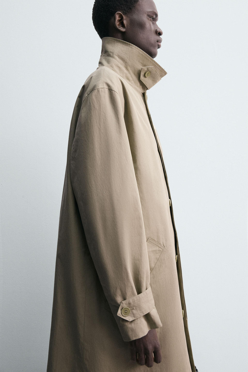 WATER-REPELLENT TRENCH COAT