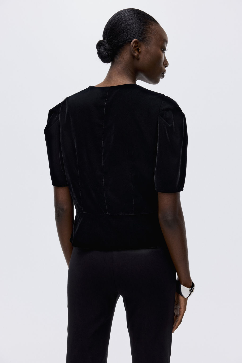 Blusa de velour con peplum - H&m фото 5