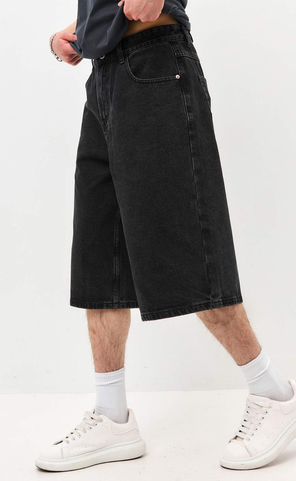 Шорты F511-09-302 black