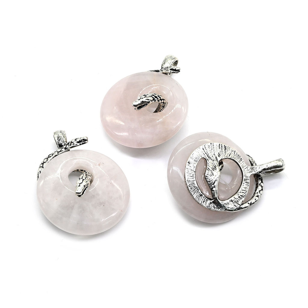 Подвеска с розовым кварцем Змея в кольце 30*40мм