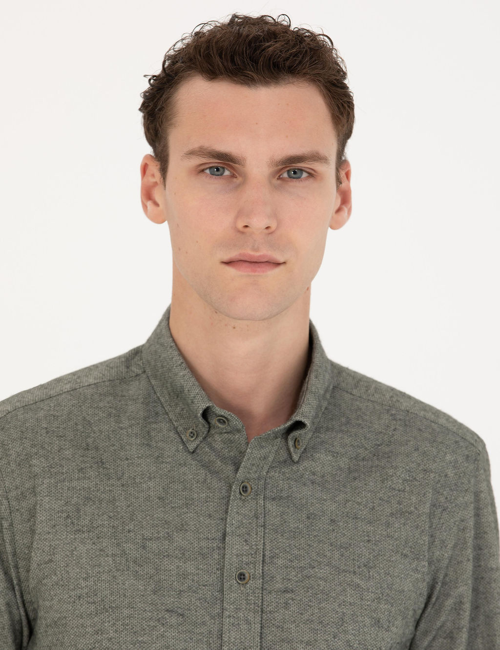 Рубашка Pierre Cardin Slim Fit с длинным рукавом зеленая