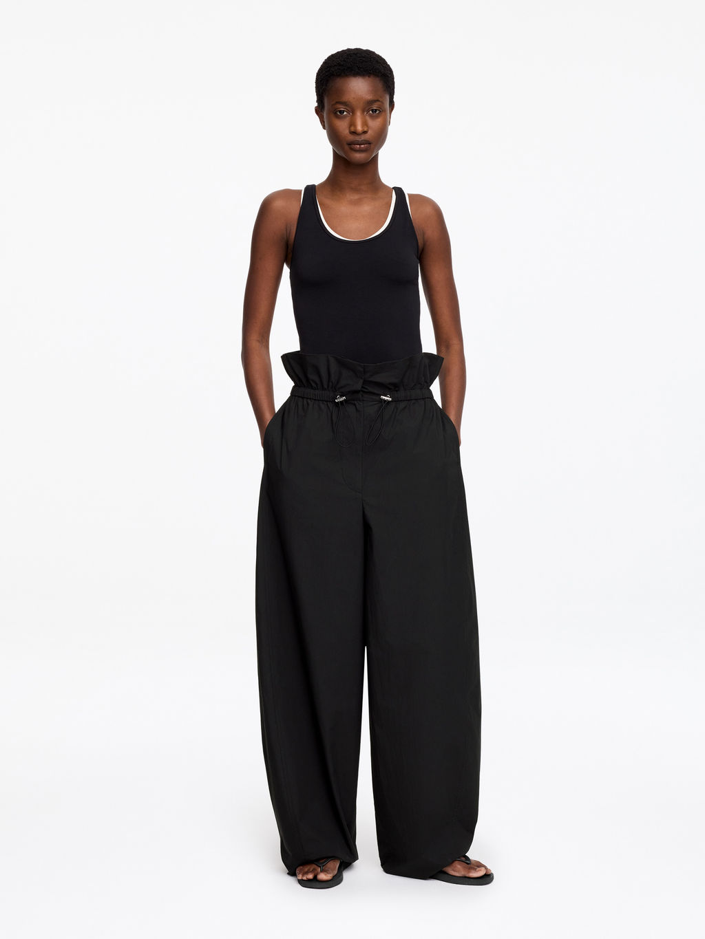 Pantalones con cintura paperbag - H&m фото 2
