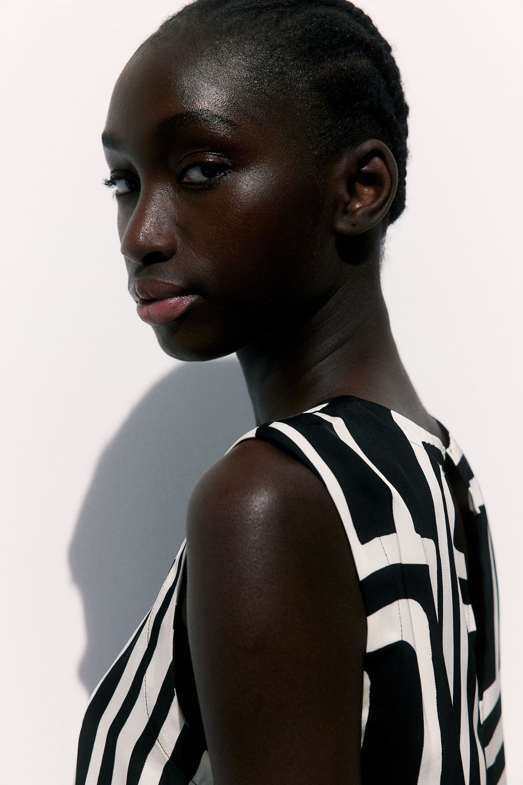 MAMA Blusa con cinturon de anudar - H&m фото 2