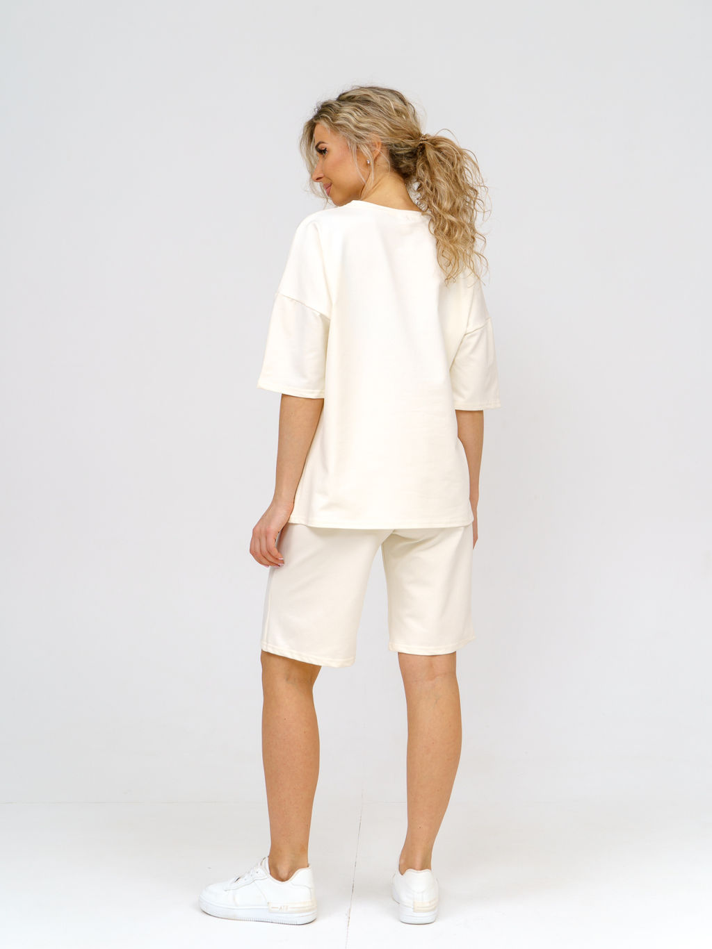 812 Костюм "Экрю"