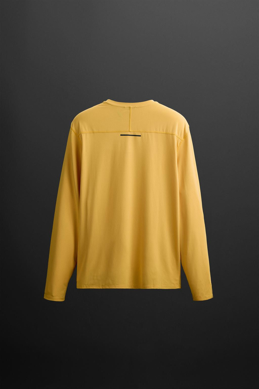 PERFORATED TRAINING T-SHIRT - Zara фото 17