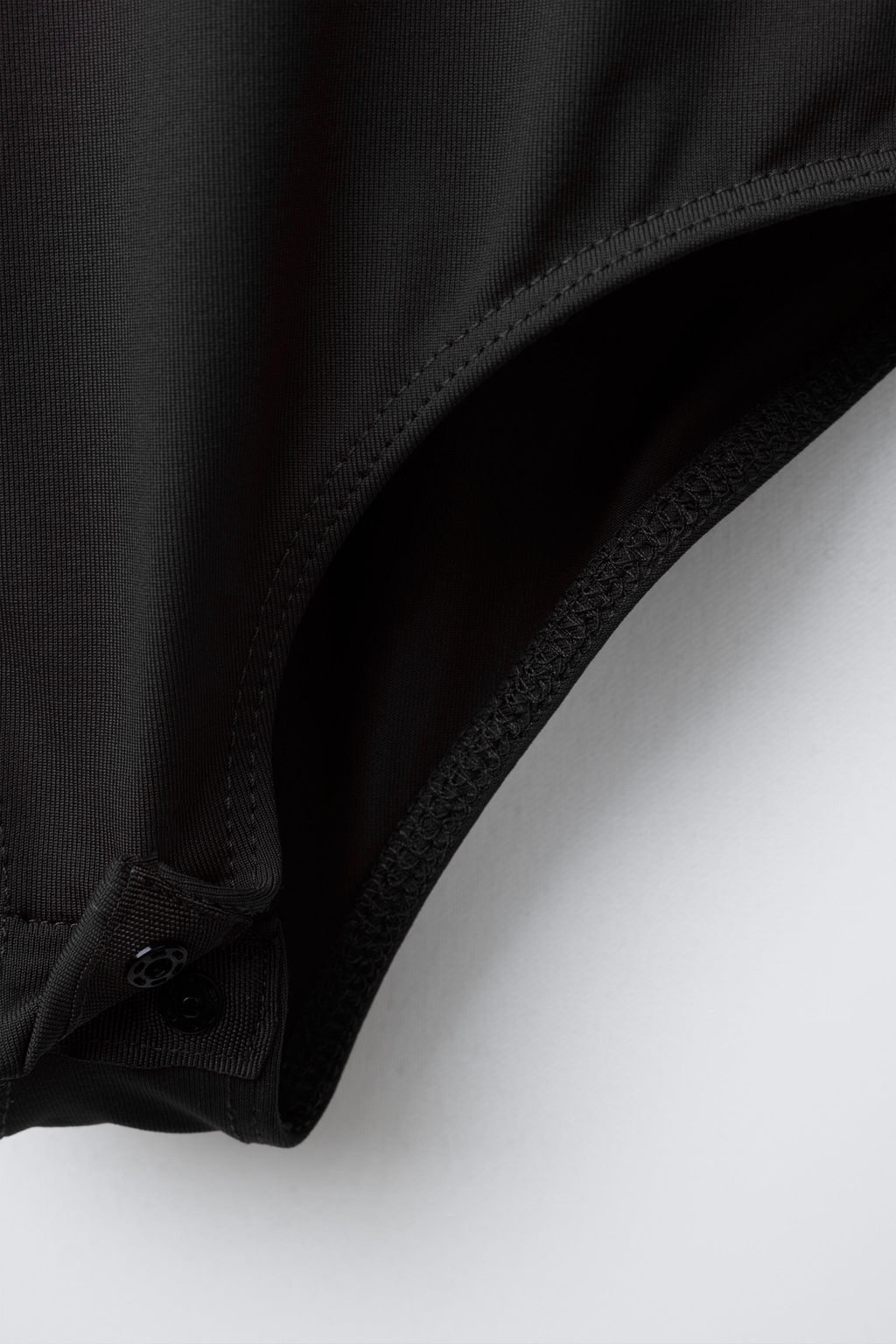 BODY POLIAMIDA NUDO CUT OUT / Negro - Zara фото 4