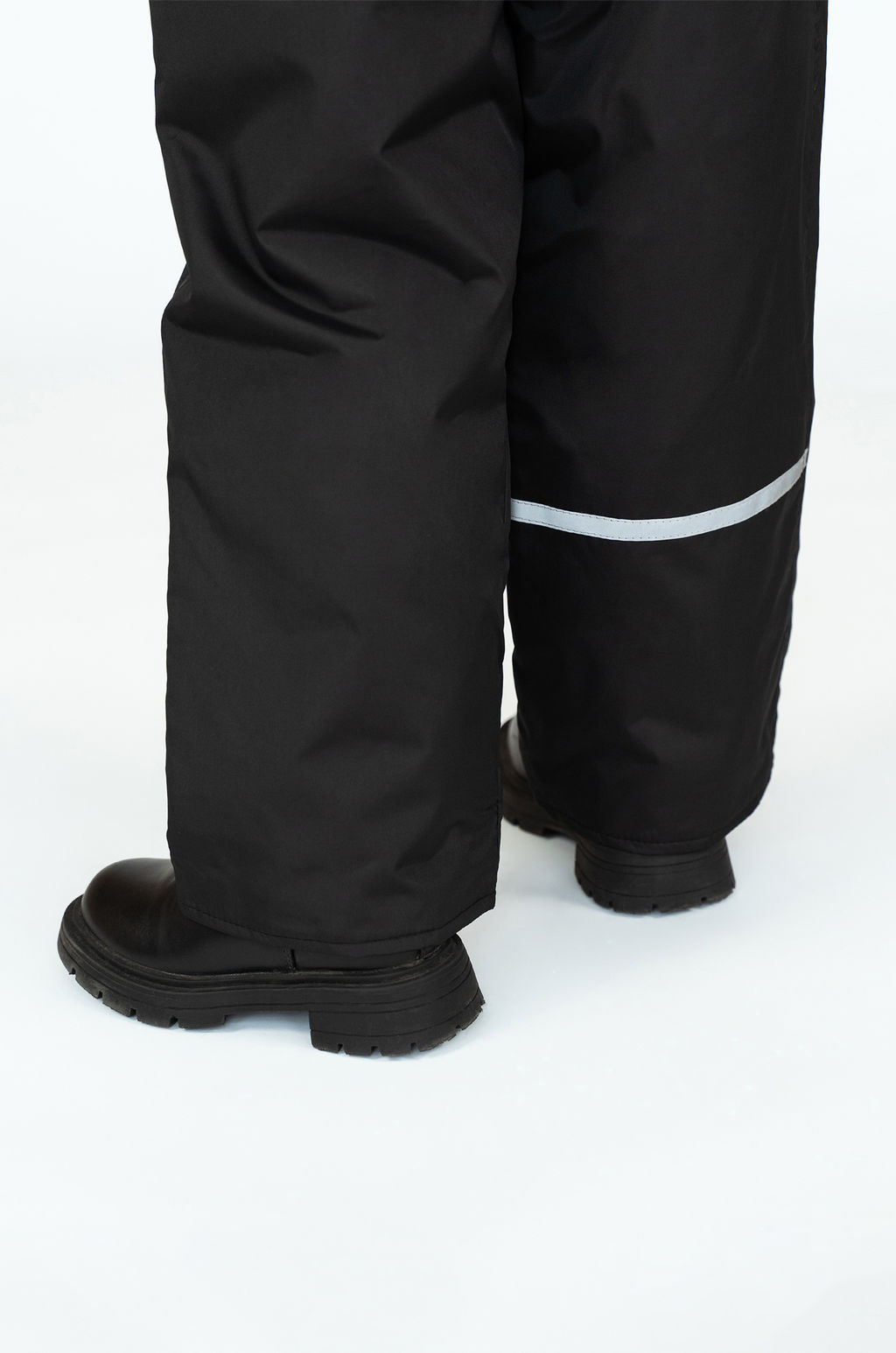 Брюки демисезонные черные