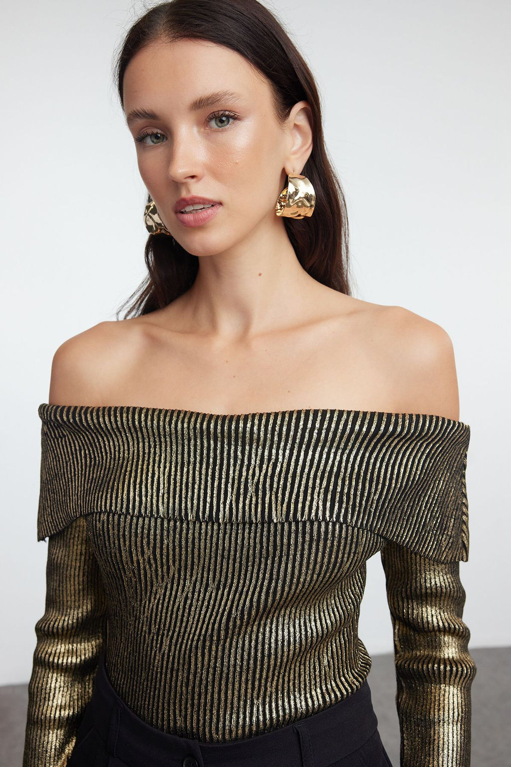 Alt?n Carmen Yaka Varakl? Triko Kazak TWOAW25KZ00152