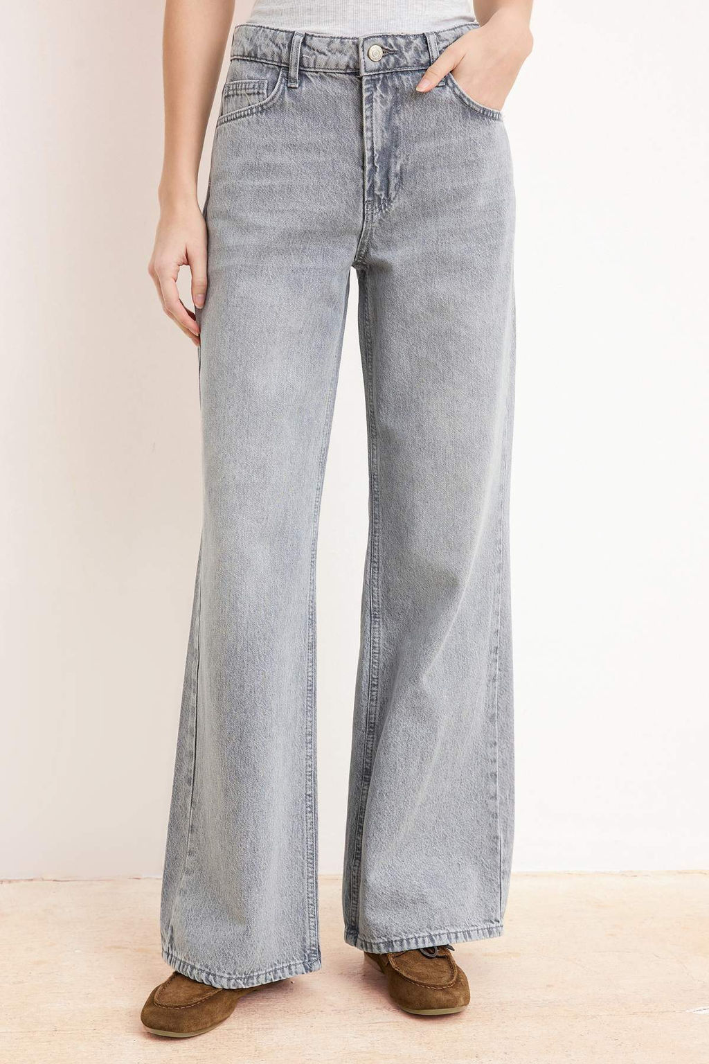 Premium Gri Ozel Kumas Normal Bel 100% Pamuk Wide Leg Genis Paca Jeans TWOSS26JE00156 - Trendyolmilla фото 3