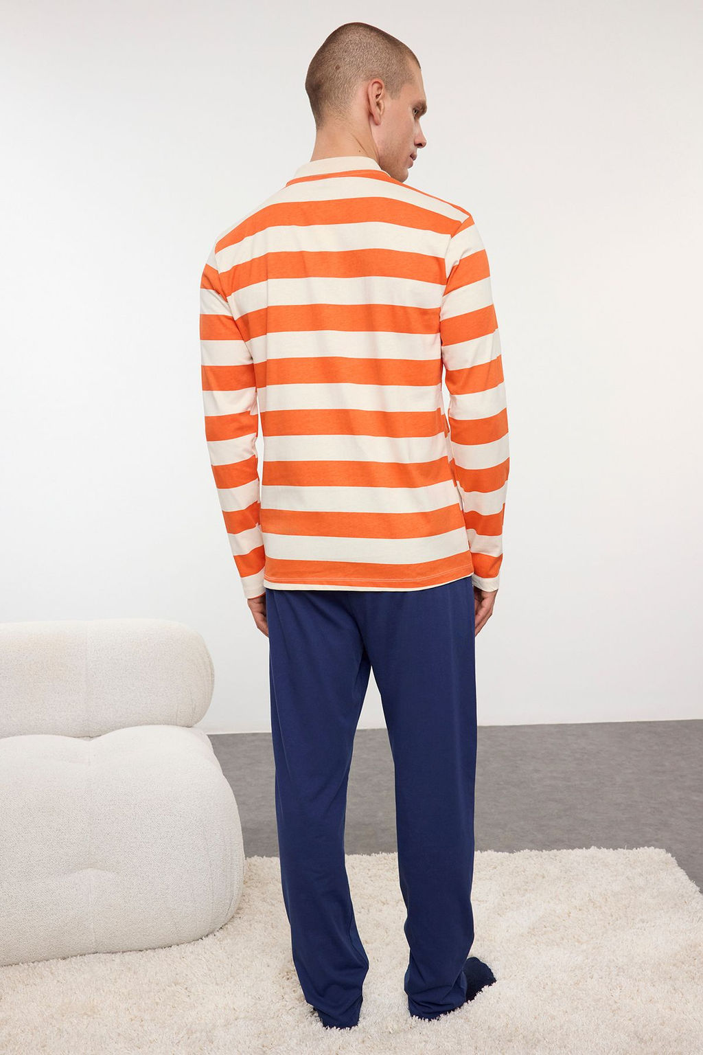 Turuncu- Ekru Cizgili Polo Yaka Regular Fit Orme %100 Pamuklu Pijama Tak?m? TMNAW25PT00019