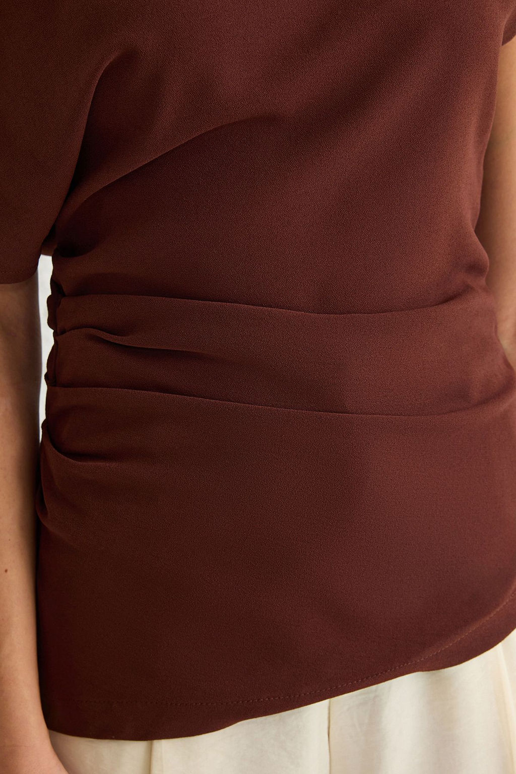 Trendyolmilla Siyah Kay?k Yaka Fitted Dokuma Bluz TWOSS24BZ00353 фото 12