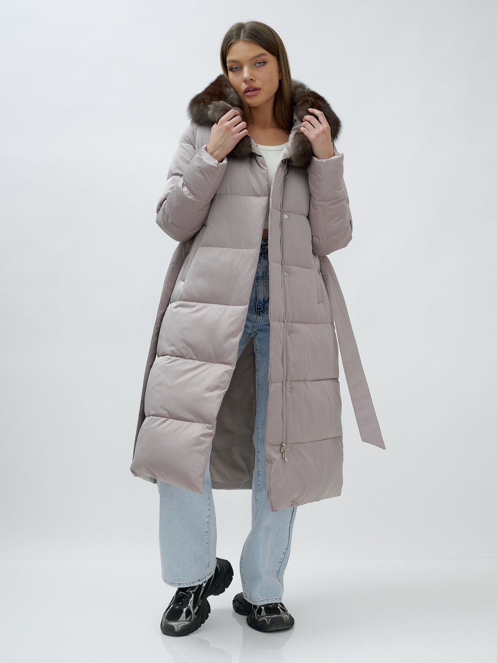 с мехом песец люкс класса Пальто зимние Бренд Visdeer, бежевого цвета  фото 21