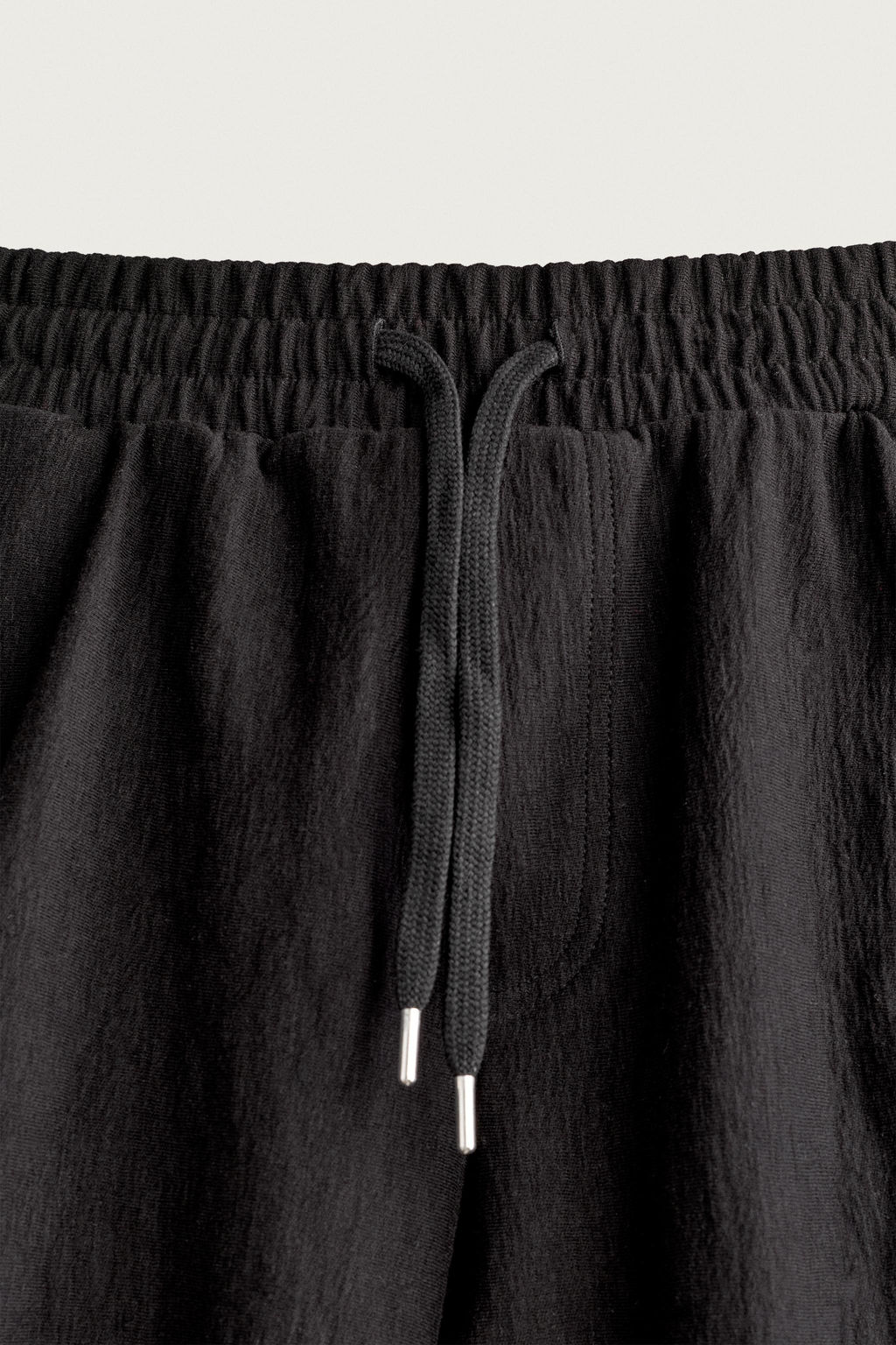 BERMUDA JOGGER ESTRUCTURA / Negro - Zara фото 12