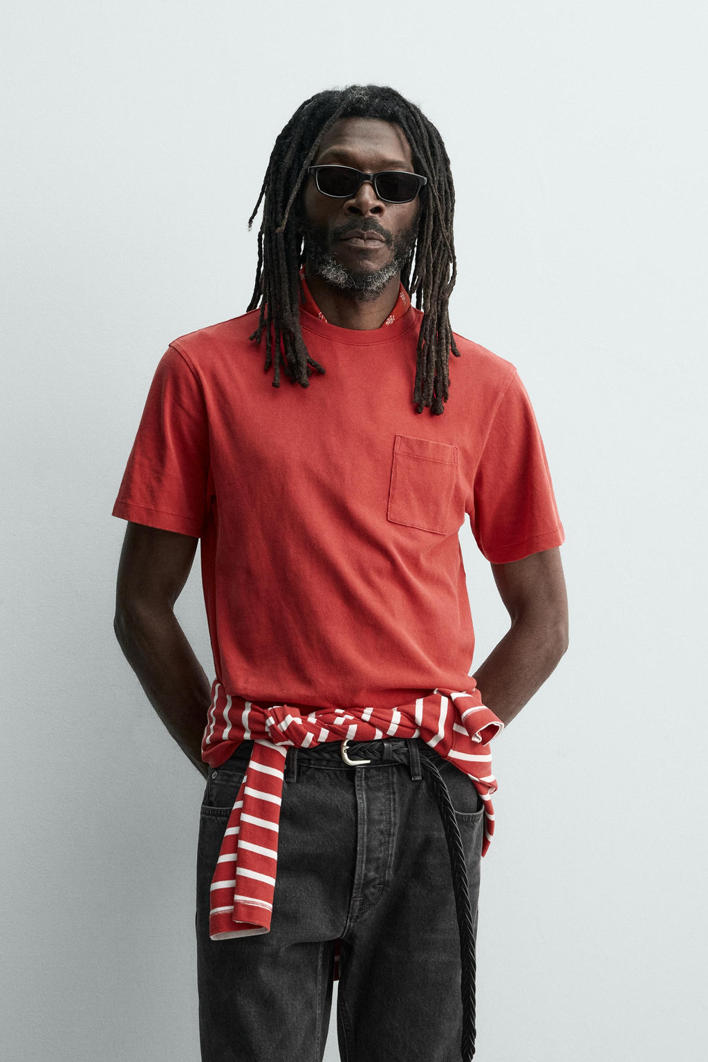 CAMISETA BOLSILLO AARON LEVINE X ZARA / Rojo