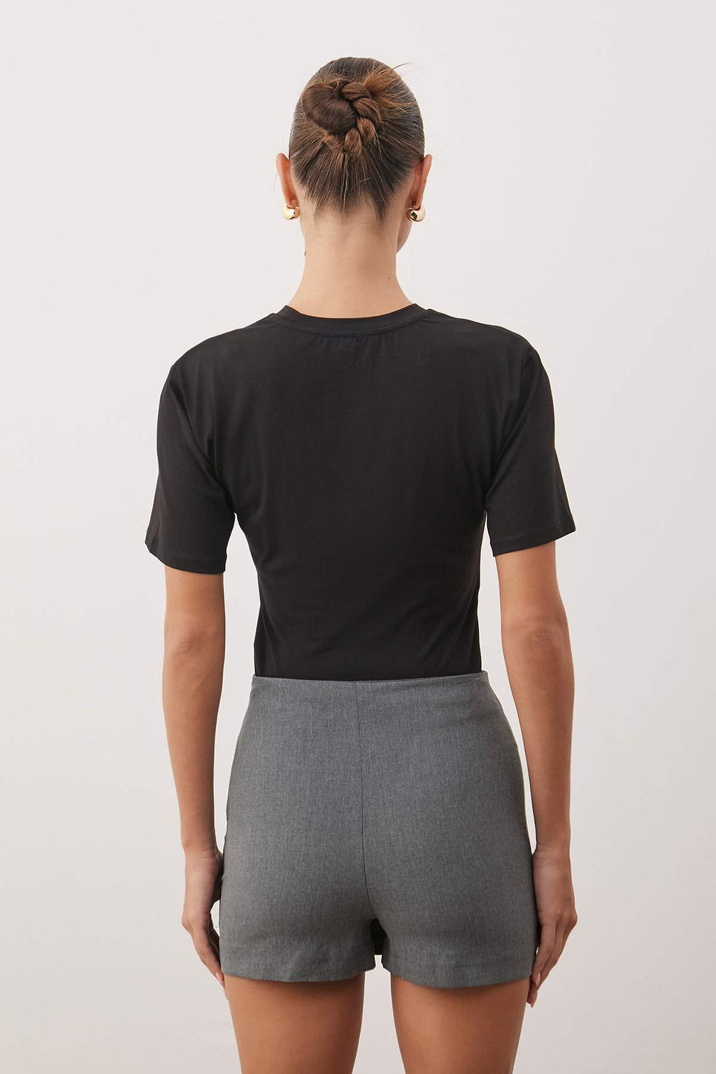 Gri Fiyonk Detayl? Y?rtmacl? Mini Dokuma Sort Etek TWOAW25SR00021