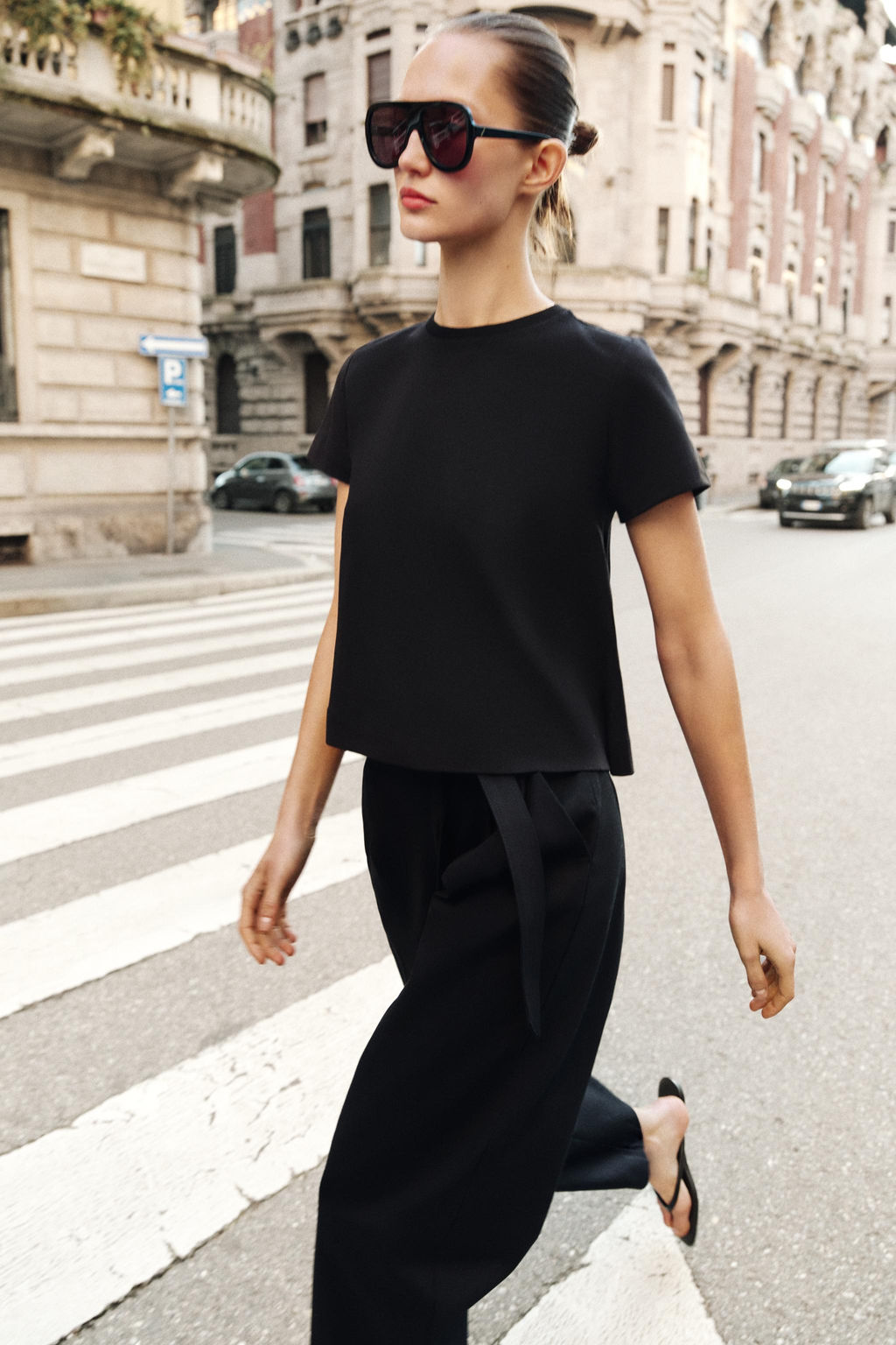 CAMISETA MANGA CORTA / Carb?n - Zara фото 4