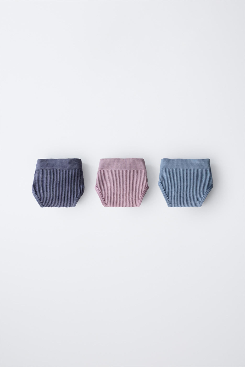 8-14 YEARS/ THREE-PACK OF SEAMLESS WAFFLE-KNIT BRIEFS