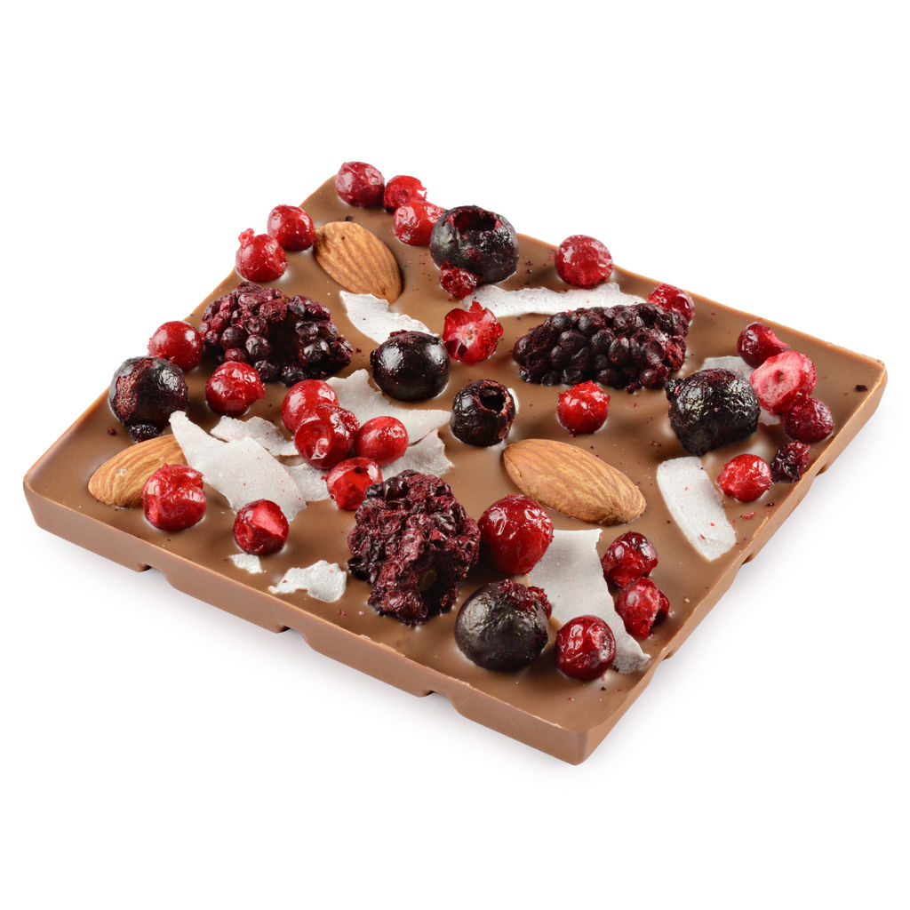 Шоколад молочный с украшением Ежевика, кокос, миндаль 75 гр - Chokodelika фото 3