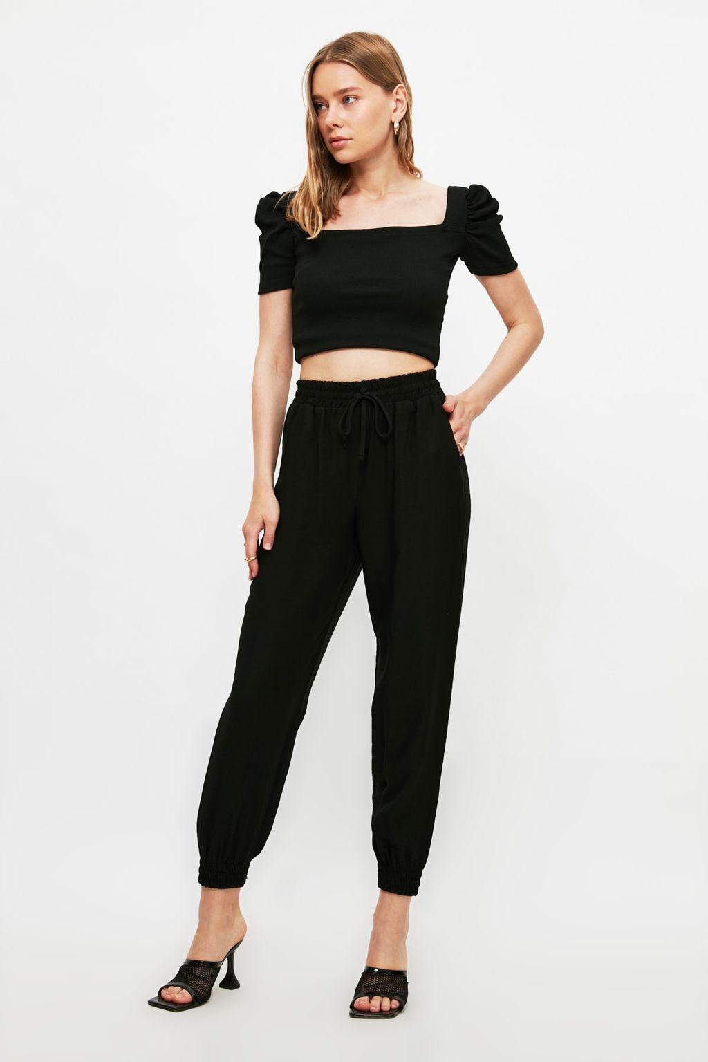 Siyah Beli Lastikli Jogger Dokuma Pantolon TWOSS20PL0129