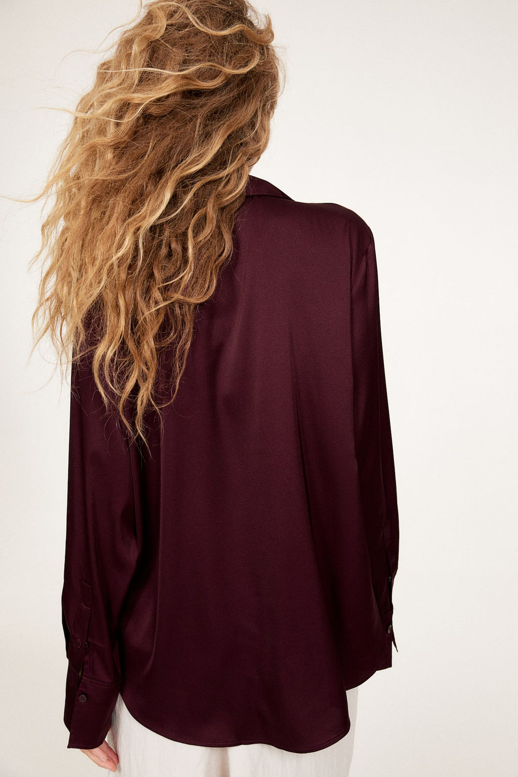 Blusa con escote de pico - H&m фото 5