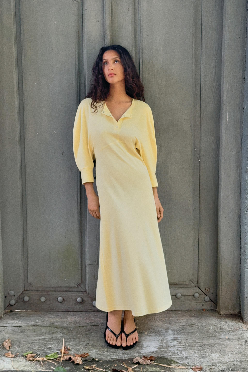 VESTIDO MIDI BOTONES / Amarillo