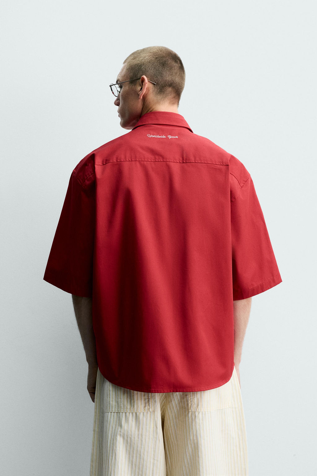 CAMISA RELAXED FIT BORDADOS CONTRASTE / Rojo - Zara фото 3