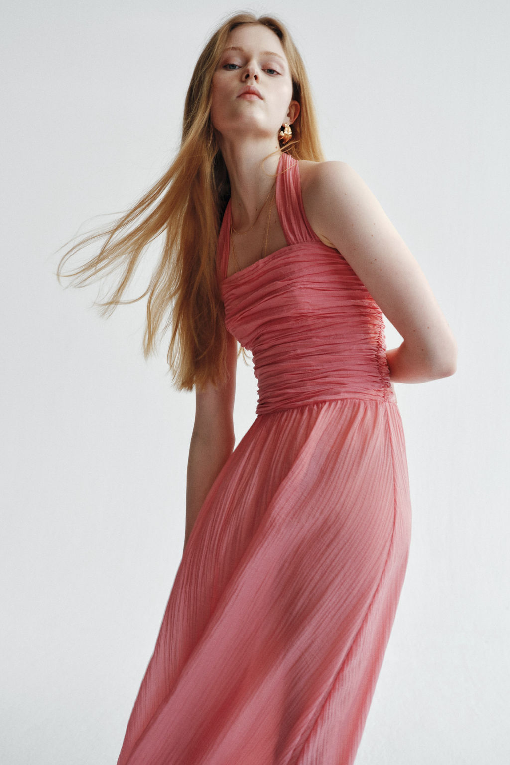 Vestido halter fruncido - H&m фото 3