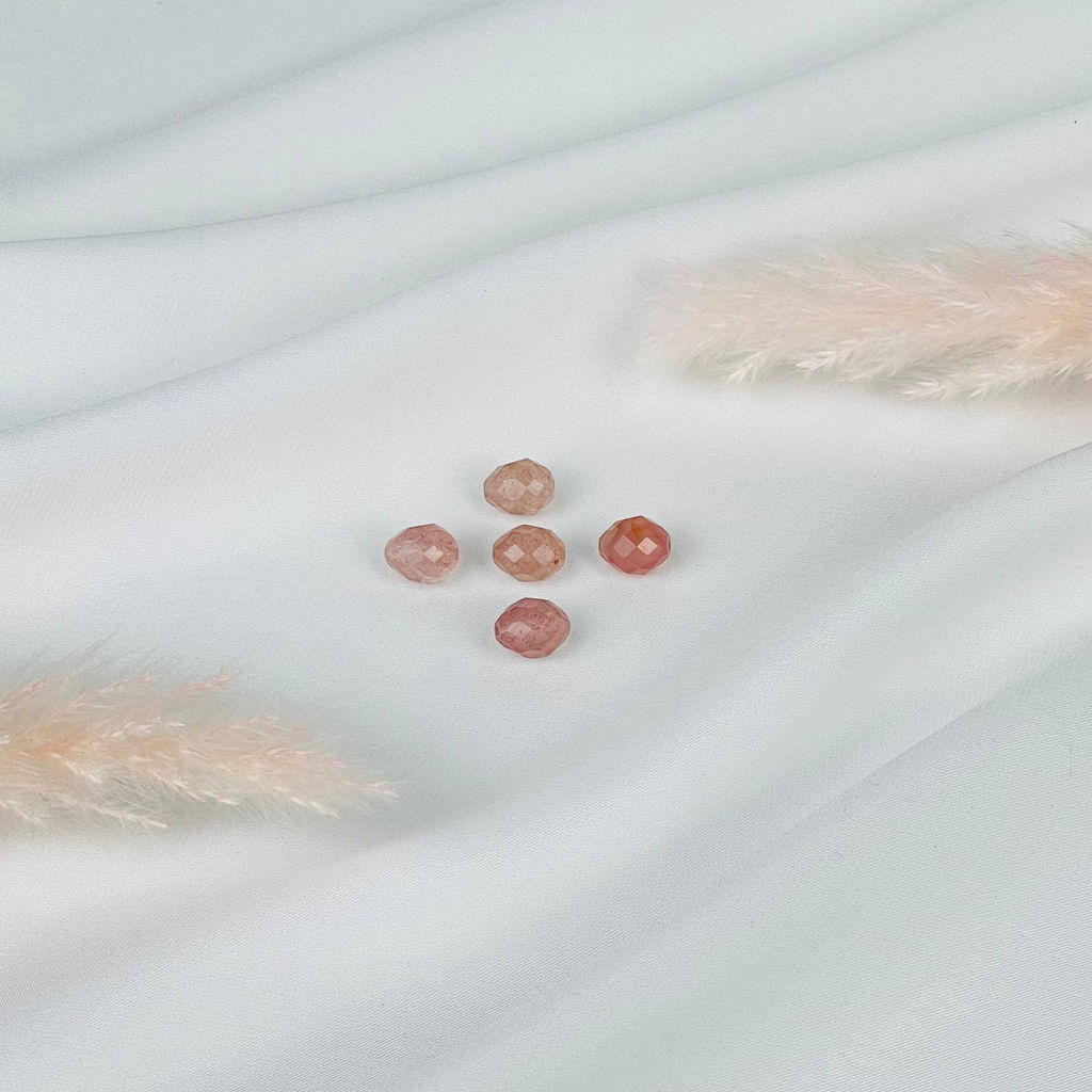 Бусины для украшений из Клубничного кварца (5 шт)