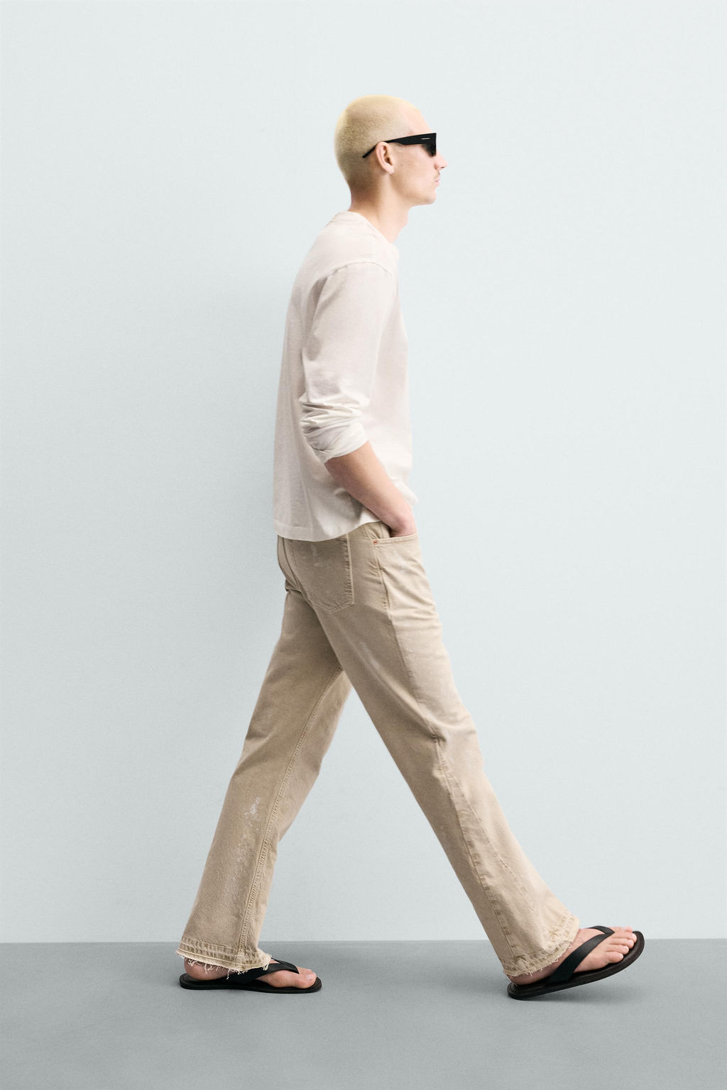 JEANS FLARE FIT EFECTO SALPICADURAS / Tostado claro - Zara фото 6