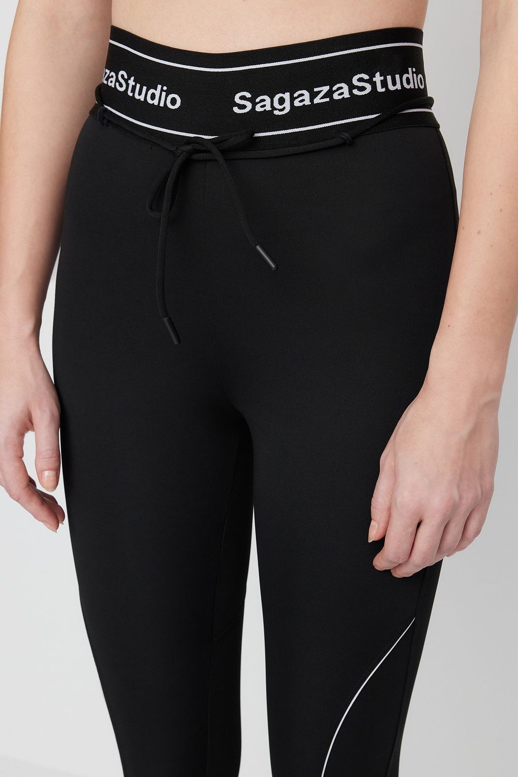 X Sagaza Studio Siyah Toparlay?c? Kordon Biye Detayl? ve Push Up Dikisli Spor Tayt - Trendyolmilla фото 6