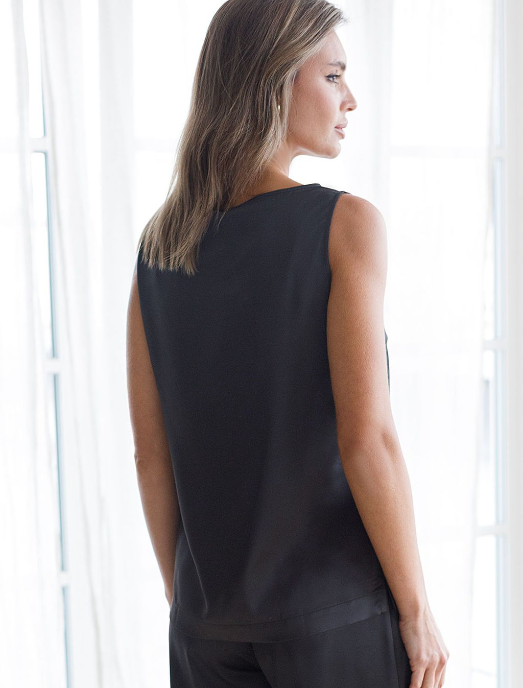 Топ Vilatte из сатина черный  фото 3