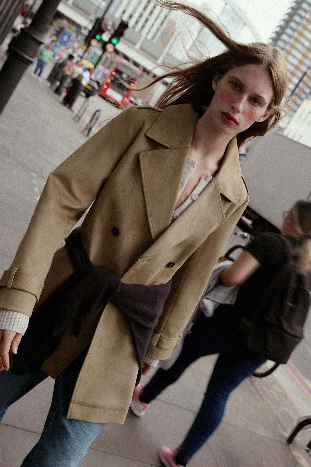 SUEDE EFFECT TRENCH COAT - Zara фото 5