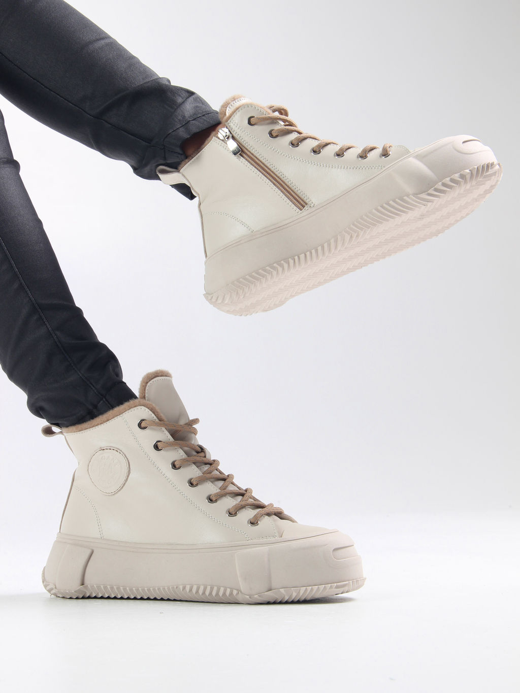 Ботинки 217.PODYUM151be. светло бежевый/Мех