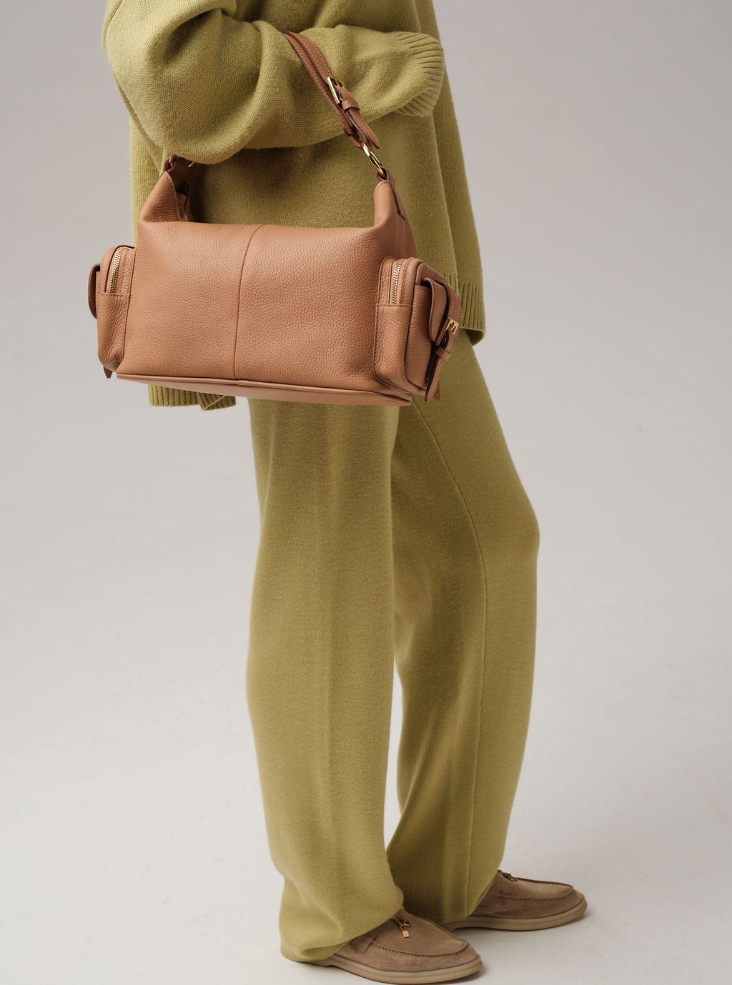 Кожаная сумка Deboro 31078 бежевая нуга