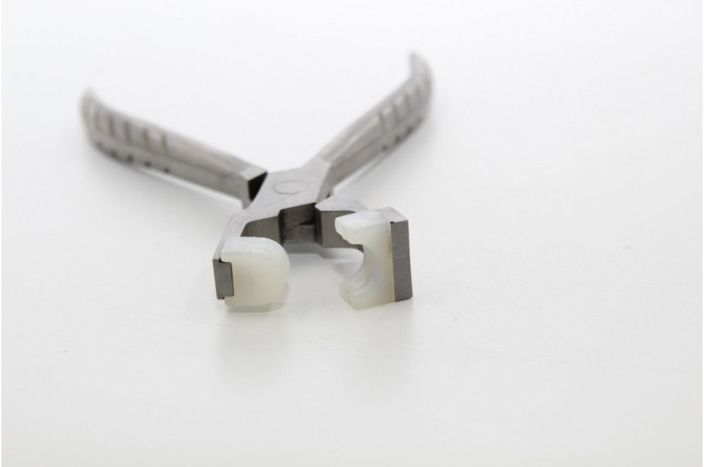 Щипцы для выправки оправ 002