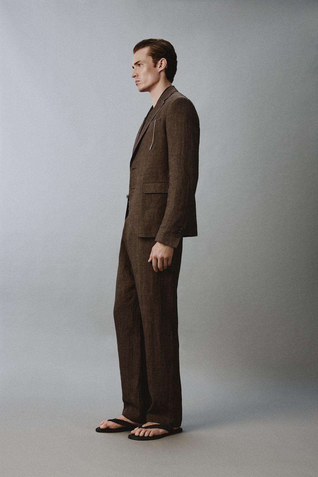 PANTAL?N REGULAR FIT TRAJE 100% LINO / Marr?n oscuro - Zara фото 4