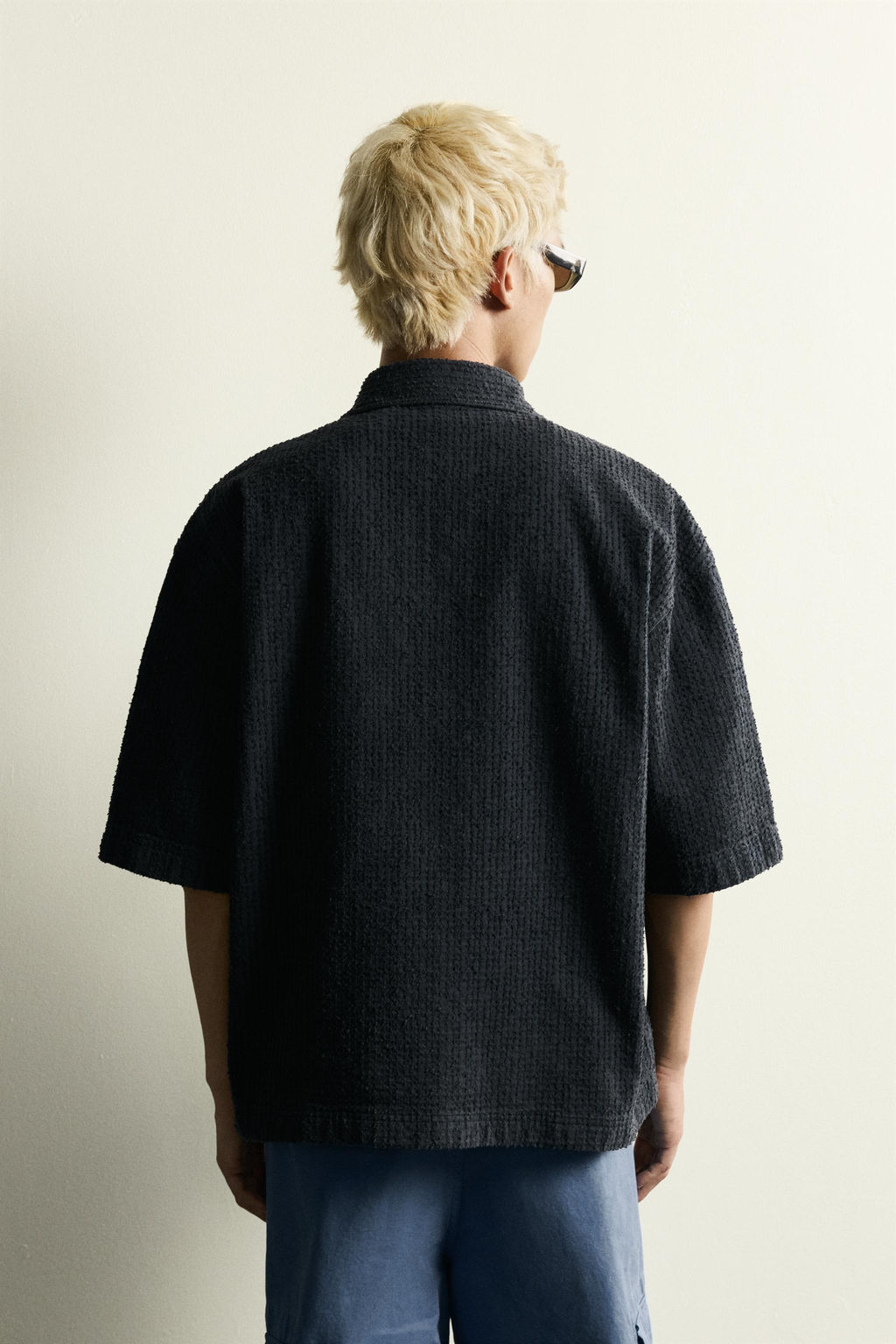 SOBRECAMISA BOXY FIT TEXTURA BORDADO / Marino - Zara фото 2
