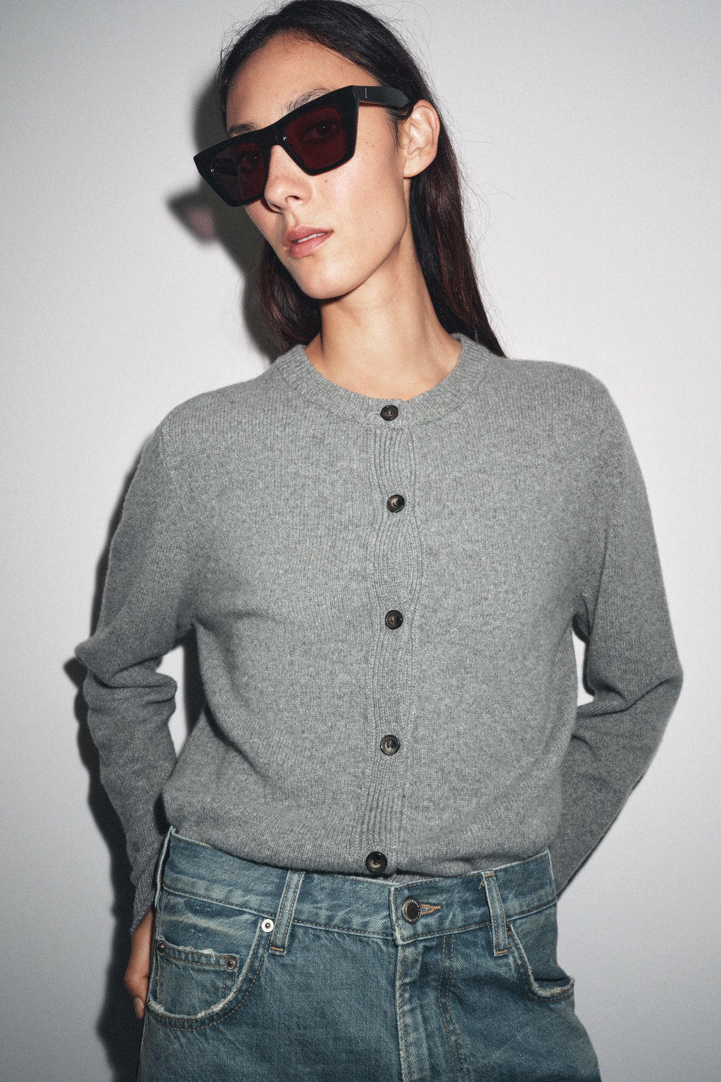 CASHMERE AND WOOL BASIC CARDIGAN - Zara фото 28