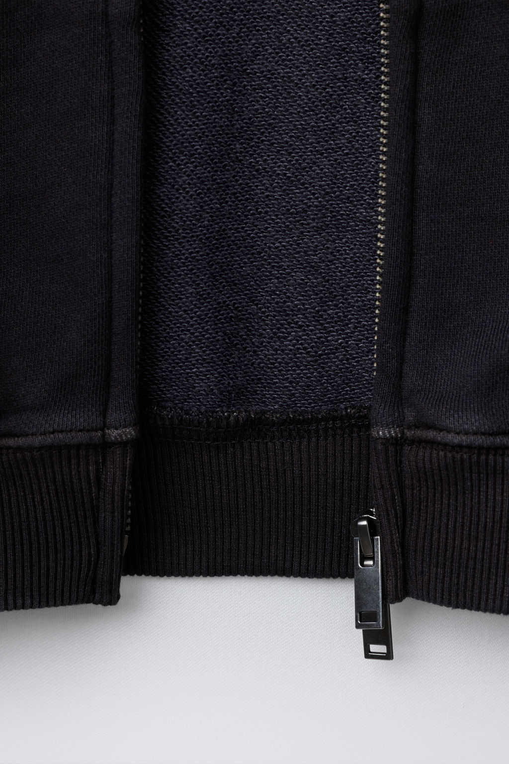 SUDADERA CREMALLERA GARMENT DYE / Gris medio - Zara фото 6