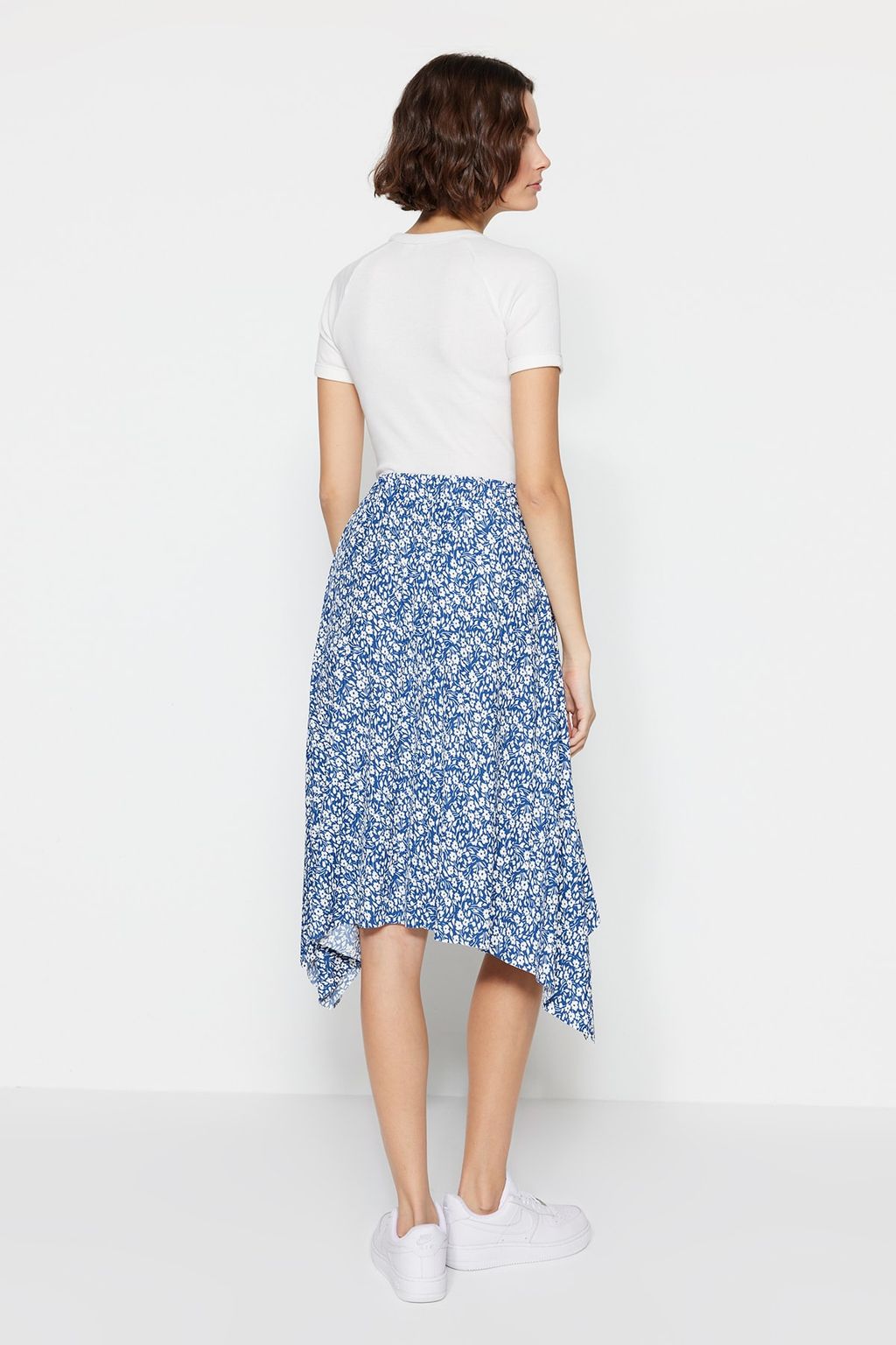 Indigo Desenli Volanl? Asimetrik Yuksek Bel Midi Esnek Orme Etek TWOAW20ET0440