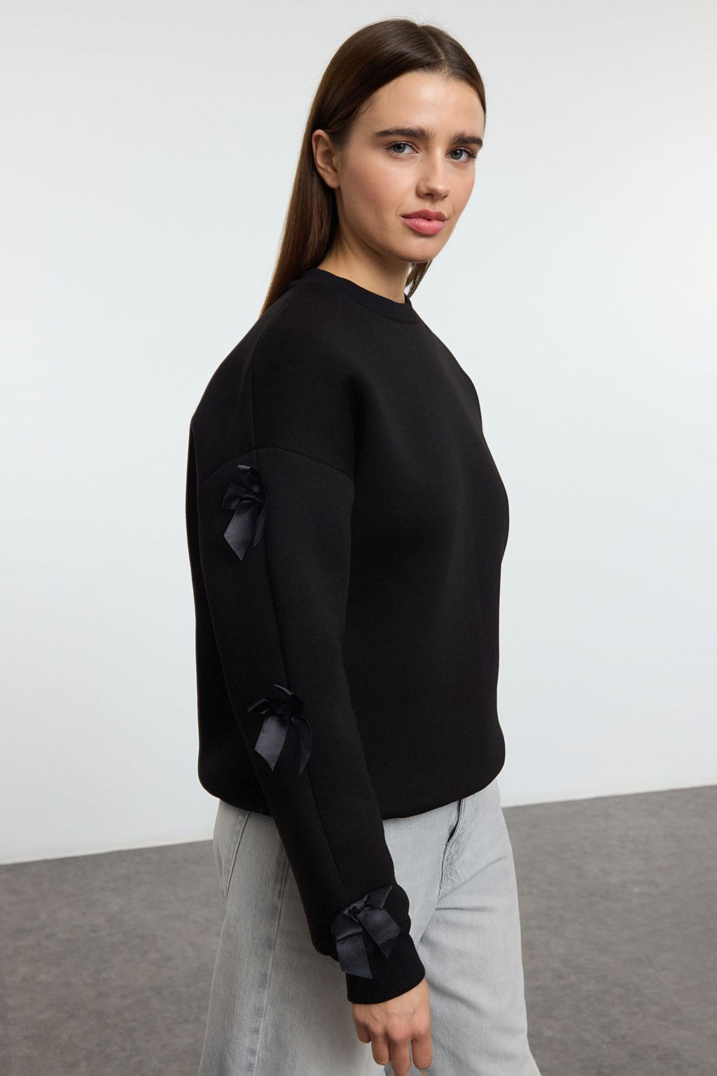 TRENDYOLMILLA Antrasit Fiyonk Detayl? Oversize/Genis Kal?p Kal?n Ici Polarl? Orme Sweatshirt TWOAW25SW00249  фото 2